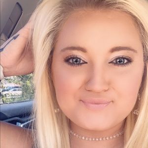 Meet your Posher, Mckenzie